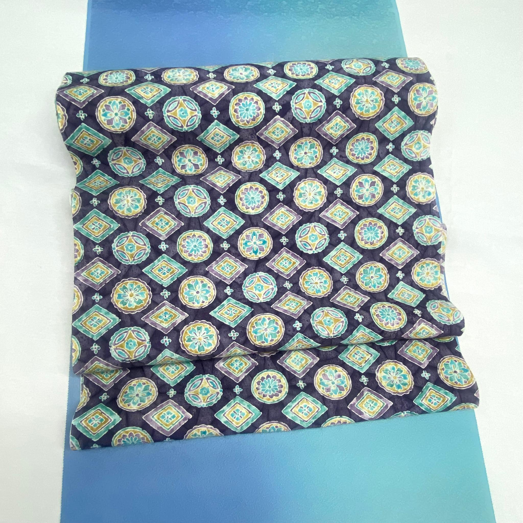 《未仕立て》手染め摺型友禅紬帯 全通京更紗柄【紫】 | 2枚目